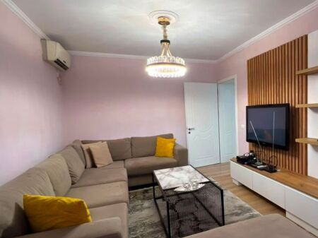 Apartament 3+1 dhe Parking me Qera