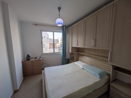 Jepet Me Qera Apartament 1+1+1 Ballkon