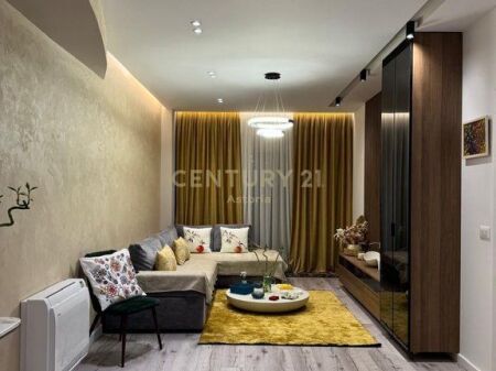 ✨ TRIPLEX LUKSOZ ME QIRA,REZIDENCA “KODRA E DIELLIT 2” ✨ 2,400 € /Muaj