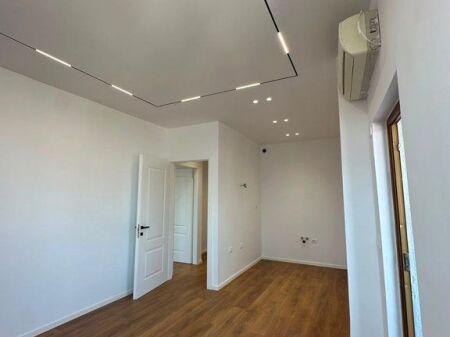 SHITET APARTAMENT 1+1 – ISH-STACIONI I FUNDIT I TIRANËS SË RE