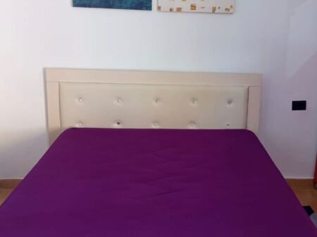 GARSIONERE 30000 LEKE.STACIONI I TRENIT