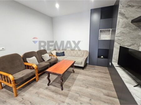 Apartament 2+1 me verandë te Kopshtit Zoologjik