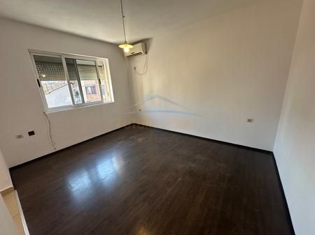 Shitje, Apartament 2+1, Siri Kodra