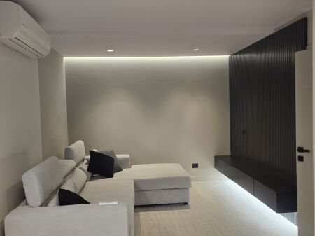 Shitet apartament 2+1 ne Golem , prane Hotel Prestige , Durres , Mali i Robit , Shkembi i kavajes .