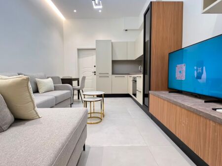 Apartament 2+1 me qira tek Rruga e Dibres