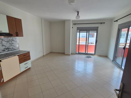 Affittasi appartamento 1+1 ad Astir