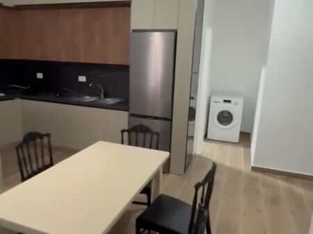 Shitet apartament 2+1 tek Kompleksi Jolla , Astir , Yzberisht .