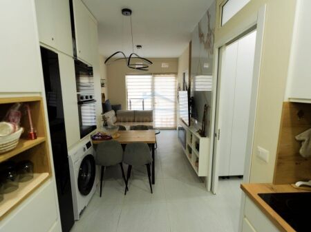 Shitje, Apartament 2+1+Post Parkimi , Kompleksi Sofo Duni , Dhermi