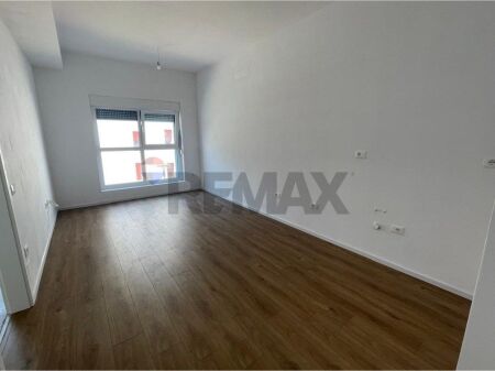 Apartament - Për Shitje - Kompleksi Mangalem, Tiranë