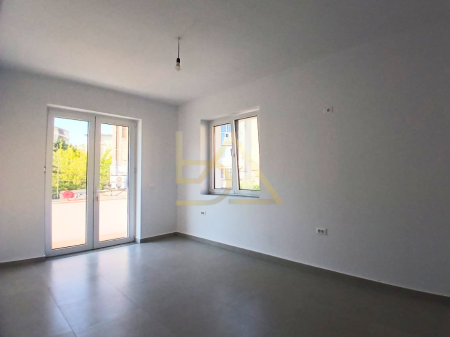 JEPET ME QIRA APARTAMENT 2+1 – RRUGA MINE PEZA, TIRANË