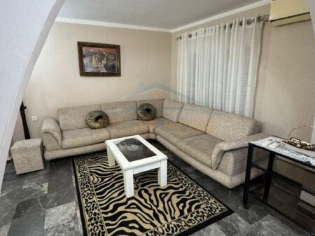 Rent, Apartment 2+1+2, Fortuzi Street, Tirana OPP66746
