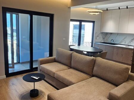 Apartment 2+1+2 with parking 📍 Kodra e Diellit 2
