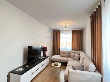 Shitet, Apartament 1+1+ Verande 121 m², Unaza e Re, UNA62447