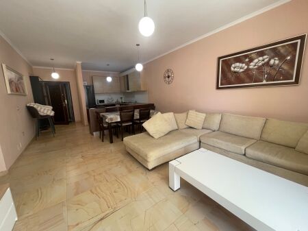 Affitto 2+1 + parcheggio lago secco, complesso greco