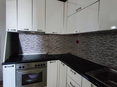 Apartament 1+1 me qira në Rrota e Kuqe, Durrës