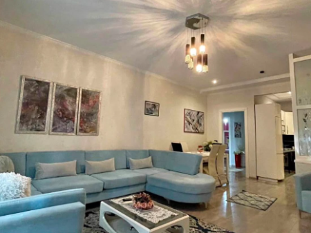 AFFITTASI APPARTAMENTO 3+1+2 + PARCHEGGIO | COMPLESSO DELIJORGJI