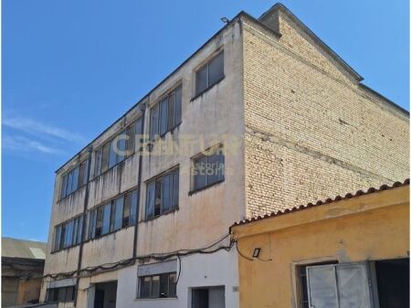 FOR RENT FLOOR 0 AND MULTIFUNCTIONAL BUILDING OF THE FRIDGE IN TIRANA