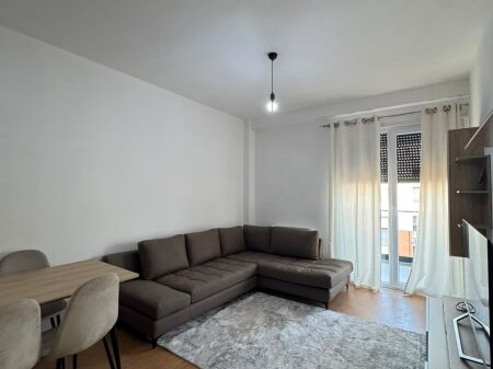 Qera | Apartament 1 + 1 + Ballkon | Don Bosko | 650 €/muaj