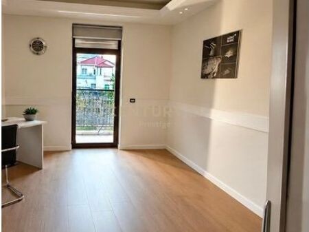 APARTAMENT 2+1 NË SHITJE – ISH BLLOKU!