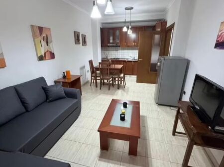 Apartament me qera 1+1 - Kodra Diellit, prane Big Market, rruga Rrapo Hekali- 450 mije leke