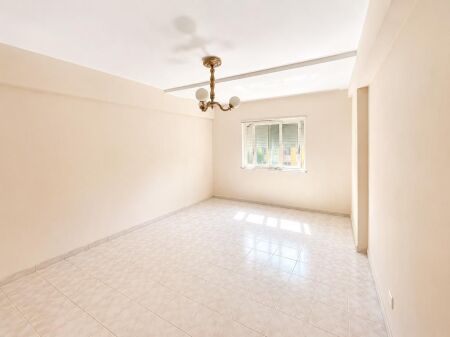 PRANË SHESHIT WILSON – SHITET APARTAMENT 2+1 - Shitet me kredi!