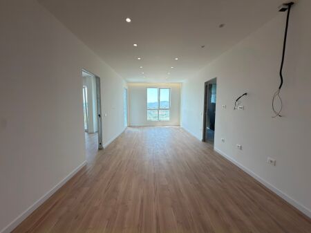 Apartamente 1+1 Ne Shitje, Ne Farke
