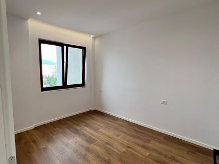 Shitet Apartament 1+1 – Rruga Irfan Tomini , Tirana e Re