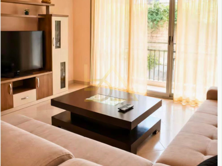 SHITET APARTAMENT 2+1 – UJI I FTOHTË, VLORË