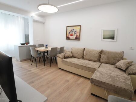 Apartament 1+1 per qera Medreseja !