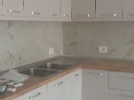 5-Maji, jepet me qira apartament 1+1 bosh, 40.000 Lek