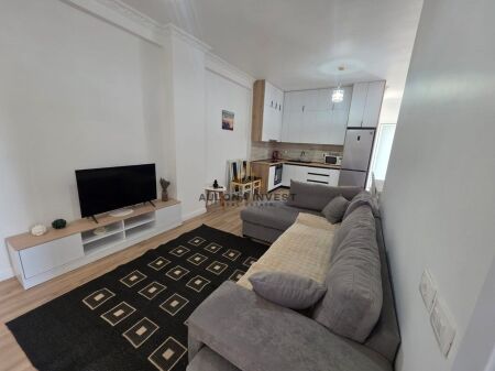 APARTAMENT 2+1 ME QERA AFATGJATE TRANSBALLKANIKE-VLORE