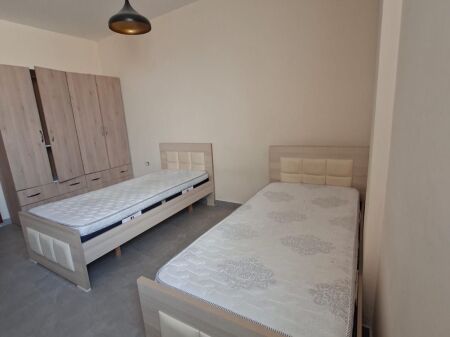 Apartament me qera