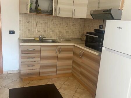 Apartament 1+1 per qera Selvia !