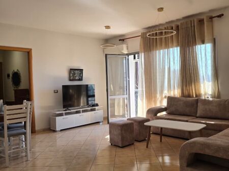 APARTAMENT PER QIRA 2+1 ZOGU I ZI