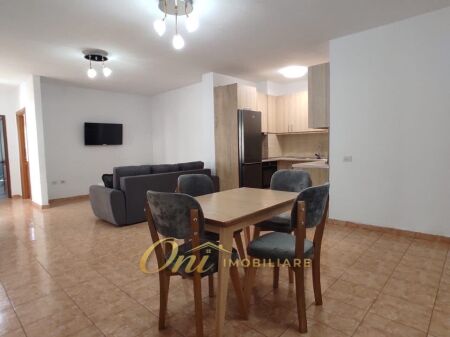 FRESK, APARTAMENT ME QERA 3+1+2