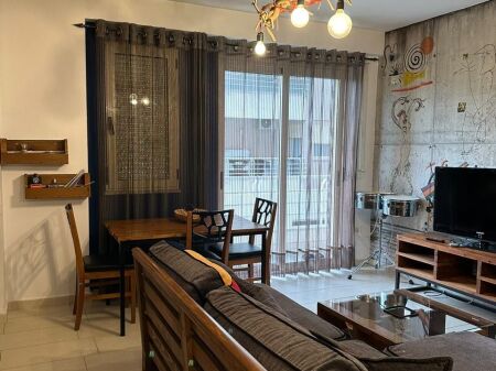 Jepet me qera apartamenti 1+1