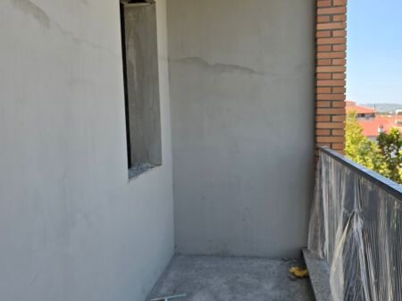 SHES APARTAMENT 2+1 NË KAMEZ!