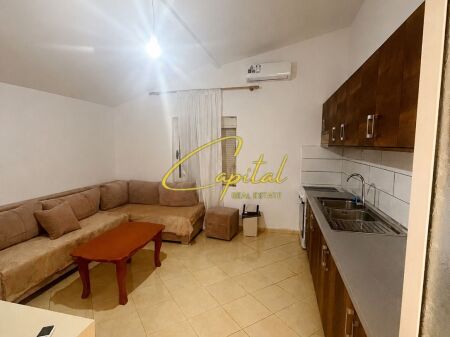 APARTAMENT ME QIRA 2+1 MYSLYM SHYRI 50.000 LEKE