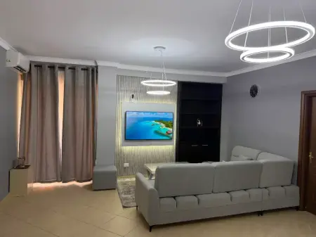 Rent | Apartament 3 + 1 | Rruga Kodra e Diellit | 750 €/month