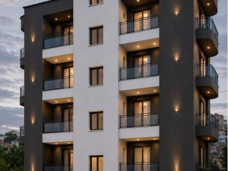 SARANDË, SHESIM GODINË 7 KATE ME PAMJE NGA DETI 2,000,000 €