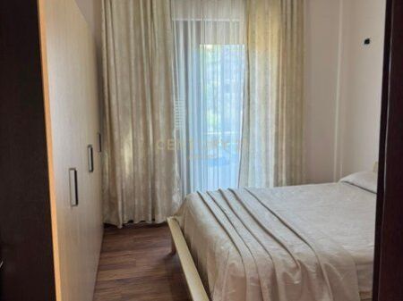 Jepet me qira — Apartament 1+1 i sapo investuar, pranë "Universiteti Barleti"