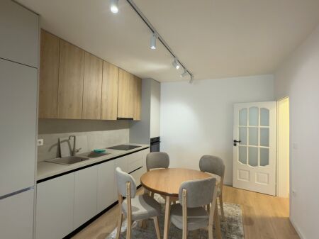 Jepet me qira apartament 1+1 rruga e Kosovareve