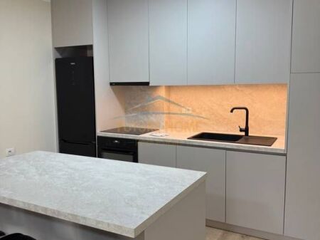Rent, Apartment 2+1+2 +Storage + Parking Spot, Kombinat, Tirana.