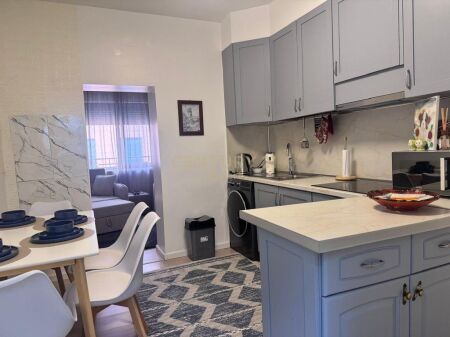 2 Apartments 1+1 with Active Airbnb – Myslym Shyri