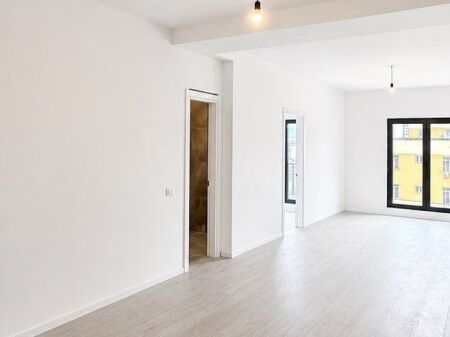 🏢 APPARTAMENTO IN AFFITTO PER UFFICI | CENTRO – TIRANA ✨