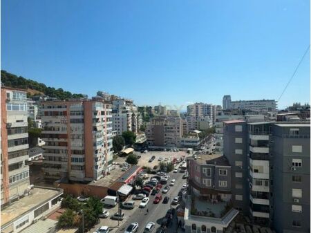 JEPET ME QIRA APARTAMENT 2+1+2 NE VOLLGA ,DURRES !