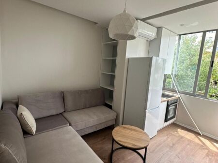 Super appartamento 1+1 in affitto = 55.000 leke Selvia