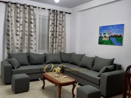 ASTIR, APARTAMENT ME QERA 2+1+2