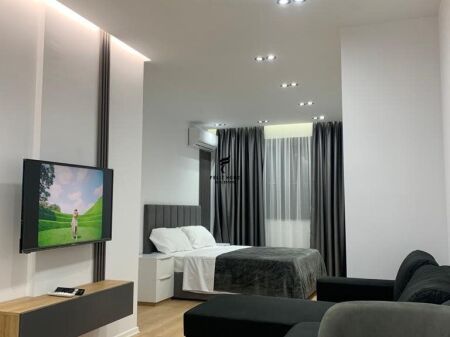 JEPEN 3 GARSONIERE PER AIRBNB ME QERA QENDER 200.000 LEKE  FH-89208