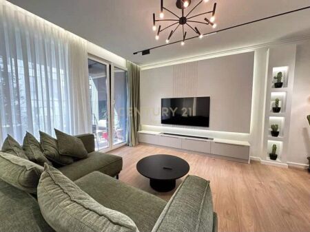 FOR RENT, 3+1+2 APARTMENT with PARKING SPACE IN ONE OF THE BEST RESIDENCES IN THE DRY LAKE AREA